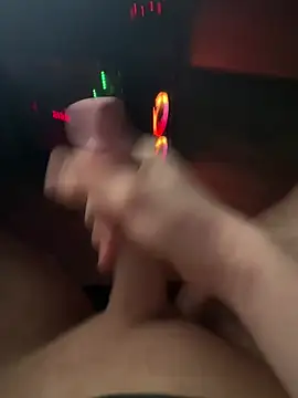 jstntz online show from March 20, 12:00 am