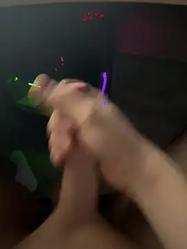 jstntz online show from April 14, 9:20 pm