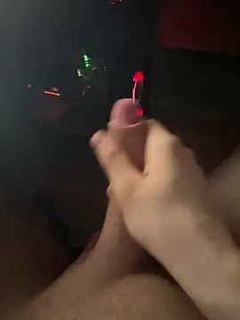 jstntz online show from April 17, 8:55 pm