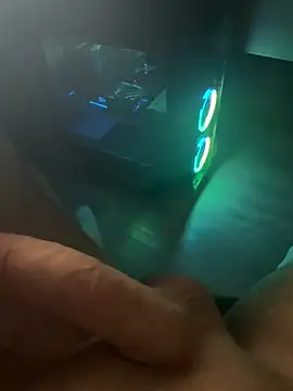 jstntz online show from April 2, 9:21 pm