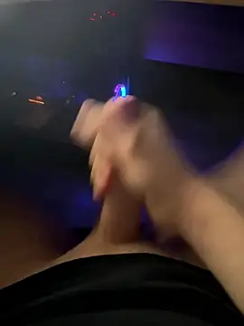 jstntz online show from January 11, 7:15 am