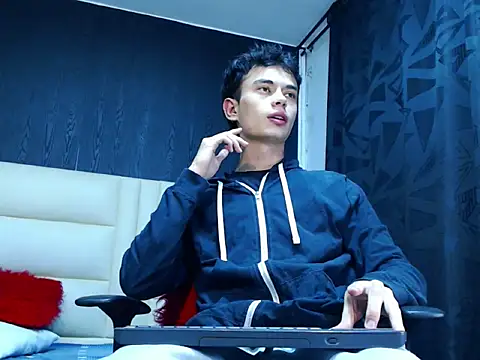 Snapshot of jaico_santos chatting on October 11, 10:33 pm jaico santos online show from October 11, 10:33 pm