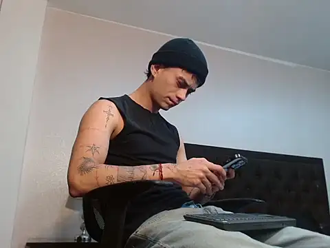 Snapshot of jaico_santos chatting on September 17, 11:07 pm jaico santos online show from September 17, 11:07 pm