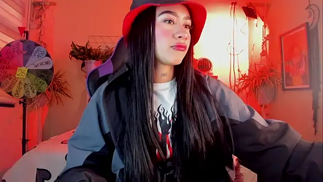 camila1 torres  online show from April 13, 8:13 pm