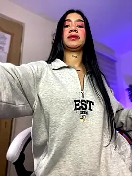 camila1 torres  online show from December 2, 3:30 am