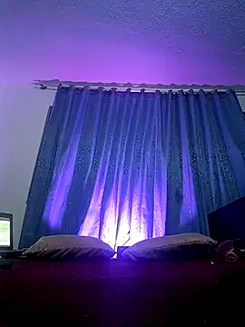 Snapshot of VioletStonee1 chatting on October 8, 2:24 am VioletStonee1 online show from October 8, 2:24 am