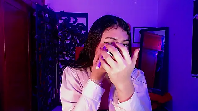 Snapshot of ilayra_smith chatting on November 25, 8:20 pm ilayra smith online show from November 25, 8:20 pm