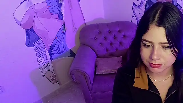 ilayra smith online show from February 18, 4:10 am