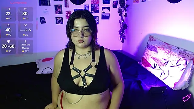 Roxy f w online show from December 17, 12:26 am