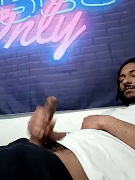 Mikaaa97 online show from March 25, 9:14 pm