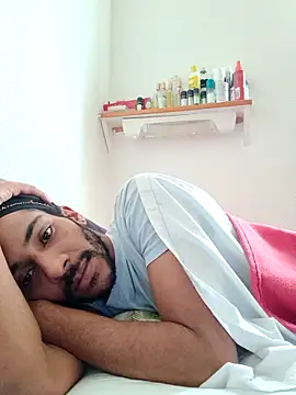 Snapshot of Mikaaa97 chatting on December 14, 11:38 am Mikaaa97 online show from December 14, 11:38 am