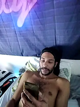 Snapshot of Mikaaa97 chatting on January 12, 7:37 am Mikaaa97 online show from January 12, 7:37 am