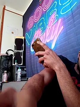 Mikaaa97 online show from March 15, 7:26 am