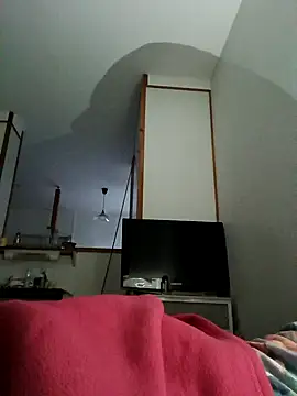 Snapshot of Mikaaa97 chatting on October 1, 3:11 am Mikaaa97 online show from October 1, 3:11 am