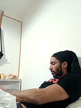 Snapshot of Mikaaa97 chatting on December 16, 6:50 am Mikaaa97 online show from December 16, 6:50 am