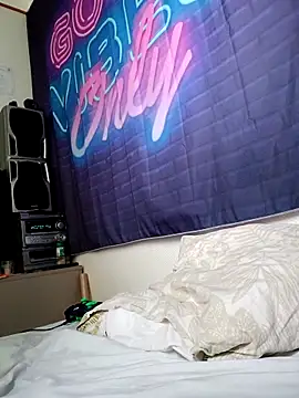 Snapshot of Mikaaa97 chatting on February 22, 12:40 pm Mikaaa97 online show from February 22, 12:40 pm