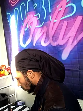 Snapshot of Mikaaa97 chatting on January 13, 1:26 pm Mikaaa97 online show from January 13, 1:26 pm