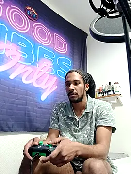 Mikaaa97 online show from April 8, 11:50 pm