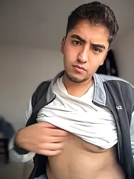 tomy hot20 online show from November 11, 9:20 pm