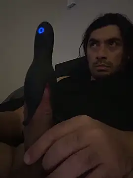 Snapshot of fifthbase007 chatting on October 17, 1:13 pm fifthbase007 online show from October 17, 1:13 pm