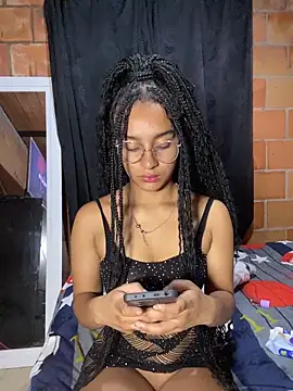 Snapshot of aurora_2007 chatting on November 26, 2:44 am aurora 2007 online show from November 26, 2:44 am