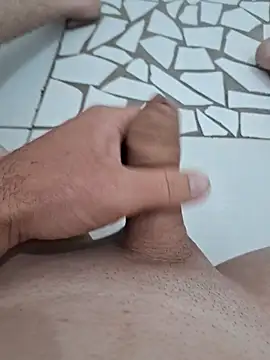 Snapshot of rafaelsouzzaa chatting on October 1, 10:41 am rafaelsouzzaa online show from October 1, 10:41 am