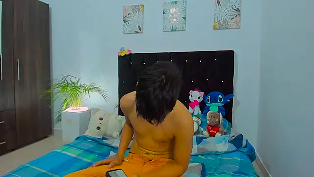 Snapshot of Zacktorres_ chatting on September 30, 11:11 pm Zacktorres online show from September 30, 11:11 pm