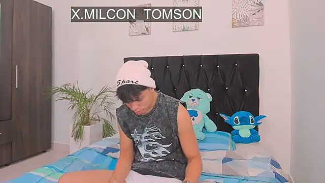 Snapshot of Zacktorres_ chatting on September 23, 7:54 pm Zacktorres online show from September 23, 7:54 pm