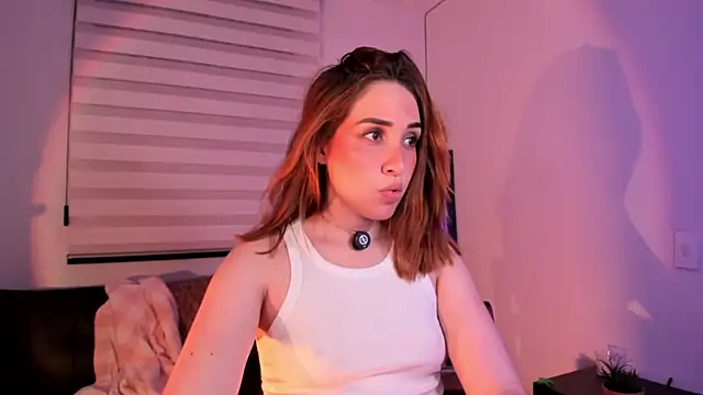 SarahCastillo  online show from October 22, 4:34 am