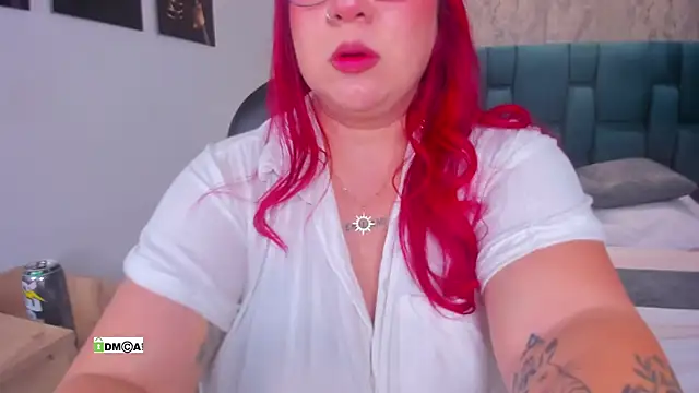 Snapshot of Bellavelvet_1 chatting on September 24, 3:35 am Bellavelvet 1 online show from September 24, 3:35 am