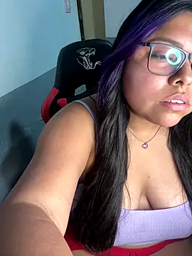 Lunarebelde online show from December 21, 4:03 am