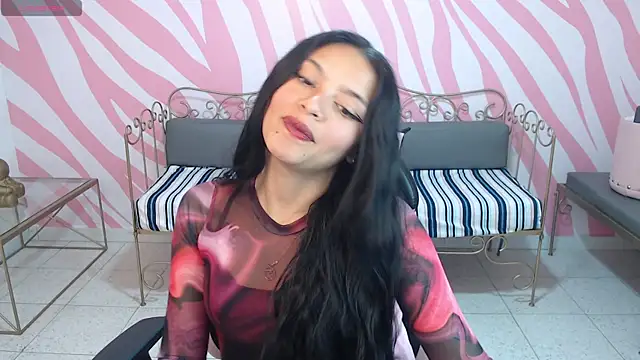 maddie  cute online show from October 2, 8:12 pm