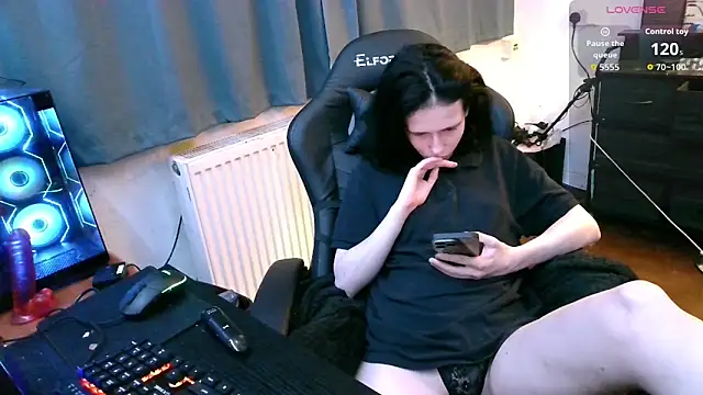 Snapshot of jchouse06 chatting on September 21, 8:14 pm jchouse06 online show from September 21, 8:14 pm