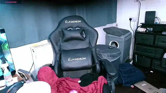 Snapshot of jchouse06 chatting on September 26, 1:01 am jchouse06 online show from September 26, 1:01 am