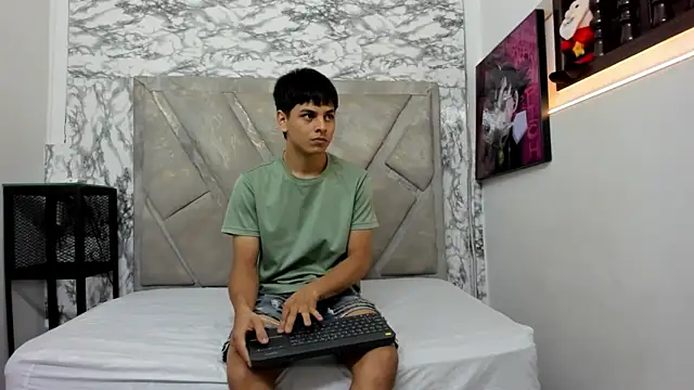 Logan Jhonson online show from September 23, 2:29 am