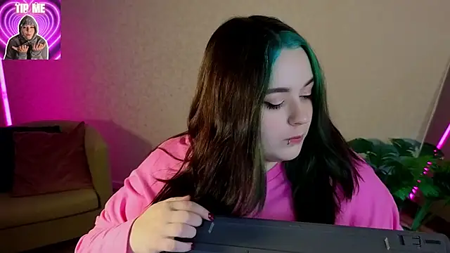 Mia R0ss online show from March 7, 11:32 pm