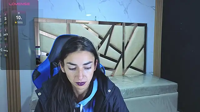 Maily a  online show from March 21, 2:57 am