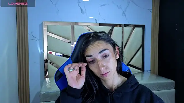 Maily a  online show from February 24, 2:56 am