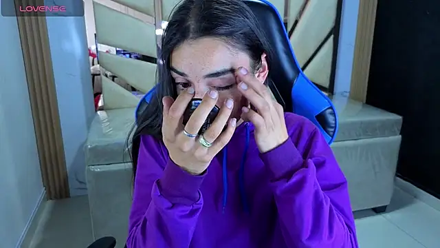 Maily a  online show from February 21, 2:46 am