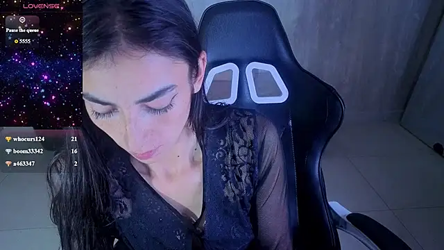 Maily a  online show from February 14, 3:34 pm