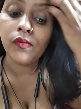 Snapshot of Jasmine_Januja chatting on June 25, 3:48 am Jasmine Januja online show from June 25, 3:48 am