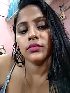 Jasmine Januja online show from May 7, 3:33 am