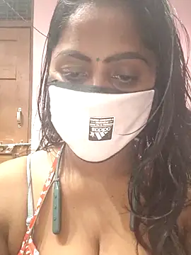 Jasmine Januja online show from November 27, 7:03 pm