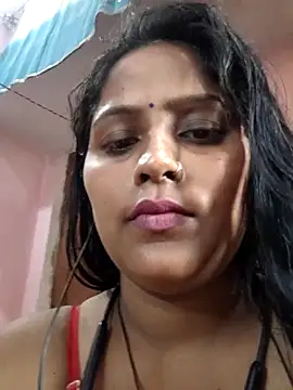 Jasmine Januja online show from May 15, 11:03 pm