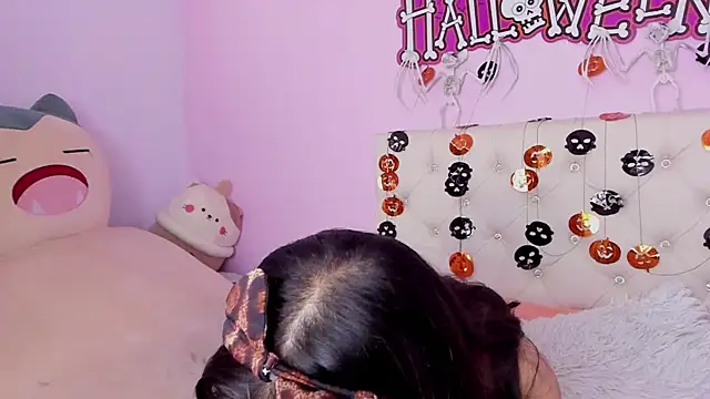 Yuni kim online show from October 24, 3:22 pm