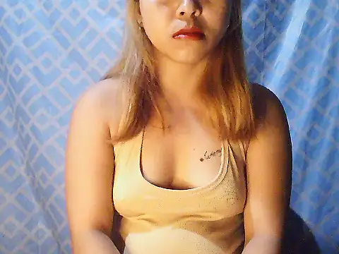 Snapshot of AsianKelly69 chatting on February 10, 11:04 pm AsianKelly69 online show from February 10, 11:04 pm