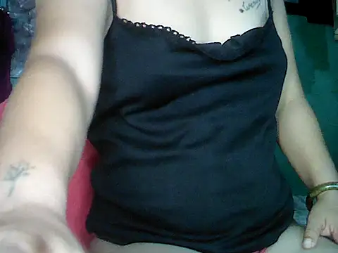 Snapshot of AsianKelly69 chatting on October 6, 12:34 am AsianKelly69 online show from October 6, 12:34 am