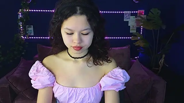 moco choco online show from February 6, 1:23 am