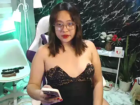 1aquaticangel69 online show from December 19, 10:34 pm