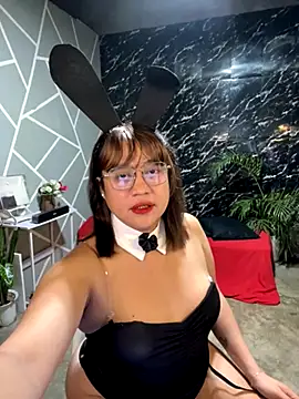 1aquaticangel69 online show from October 18, 1:24 pm